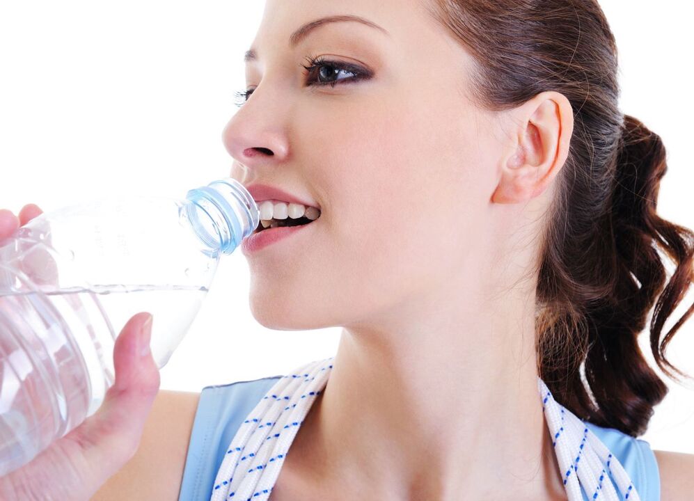 drinking water on a lazy diet